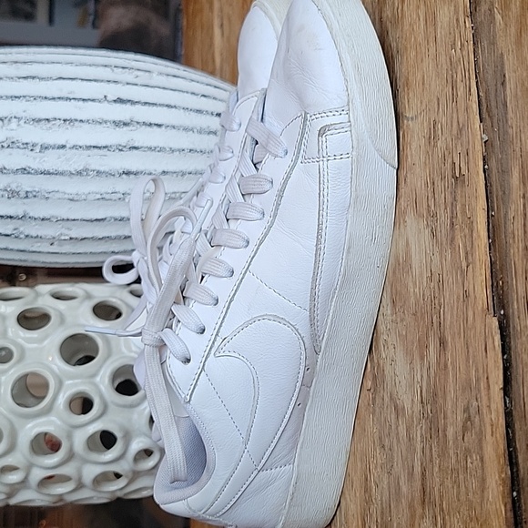 Nike BLAZER Low Profile Sneaker - Picture 1 of 8